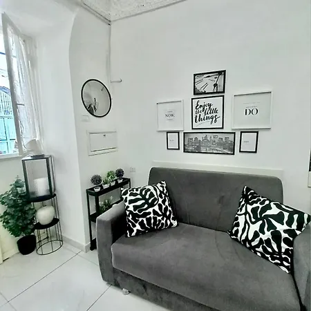 Appartement Marinella House Centro Piazza Dante *