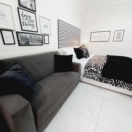Marinella House Centro Piazza Dante * Napoli